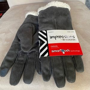 Smart touch gloves